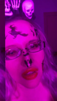 Sodomie dans mes lunettes pendant que je dépense ta pension, sissygirl