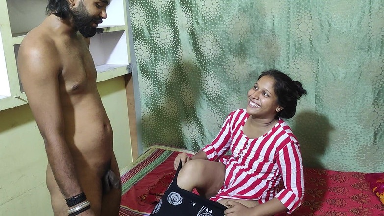 Hindi-Sex: भारतीय कॉलेज गर्ल की उसके छात्रावास के कमरे में चुदाई