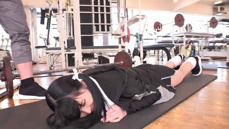 Raptor Inc: 邪悪なパーソナルトレーナー筋トレーシング