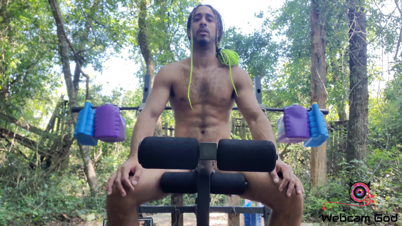 Arthur Eden aka Webcam God: Bench press &amp; dumbbells (4K)