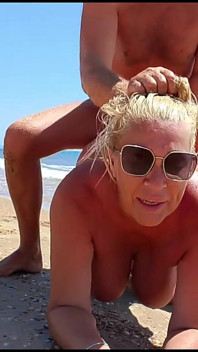 Riski Sex with Step Mom on the Beach
