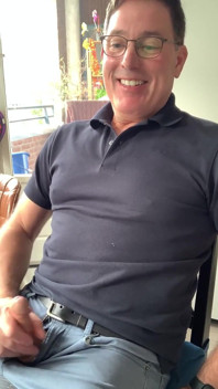 Přijdu domů po práci a okamžitě si ošukám maso