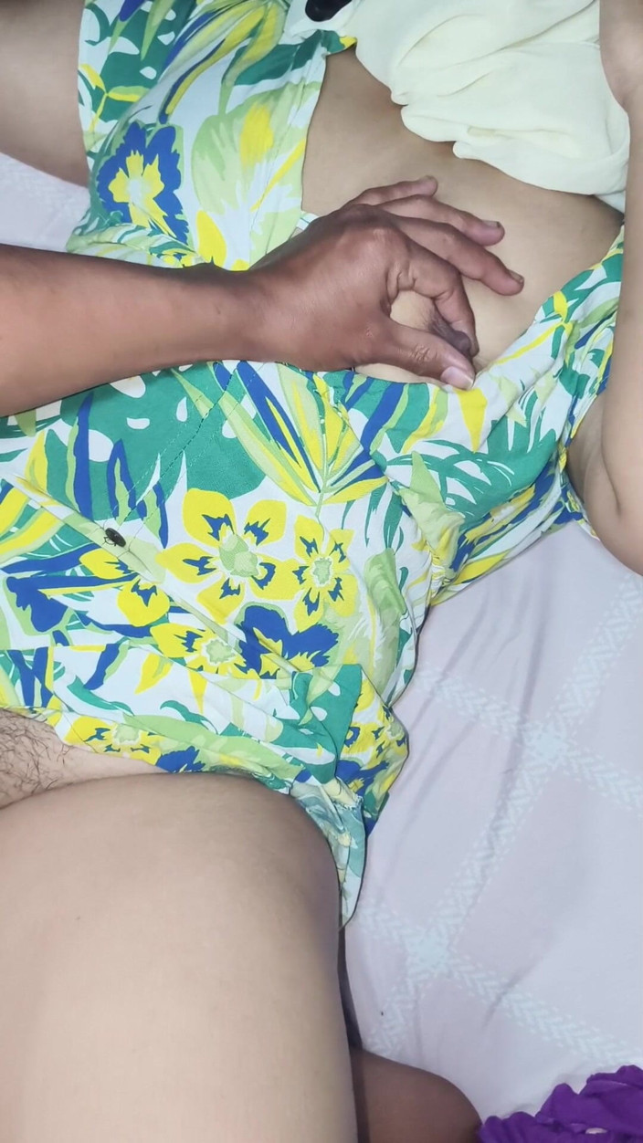 Ayuningsih: Pembantu Berhijab