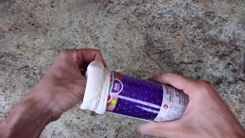 Bigbadfriendlyguy: J’ai baisé 10 jouets sexuels maison