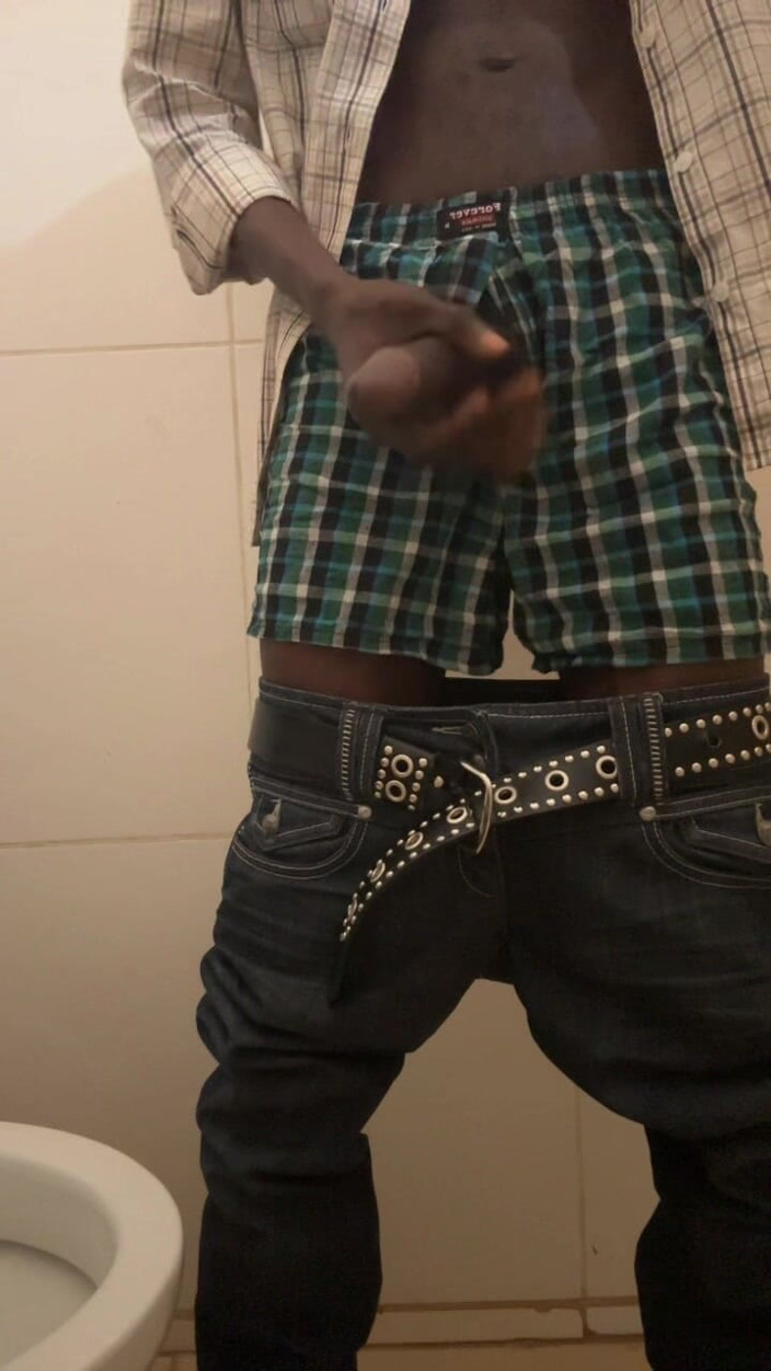 Slimniqqa: Bro Got Horny at Work He Had to Beat His...