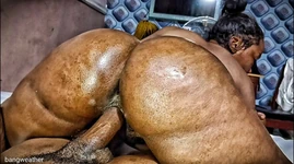 Tante seksi ini dientot habis-habisan sama pacarnya