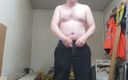 Robertinio: &amp;quot;J&amp;#039;aime me masturber devant la webcam pour boire ma pisse...