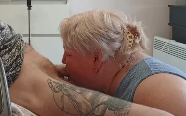 Zona901: Wife Watches as Neighbor Sucks My Dick and Swallows Cum