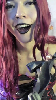 Pov dom tgirl ti usano come uno schiavo sottomesso mentre fuma