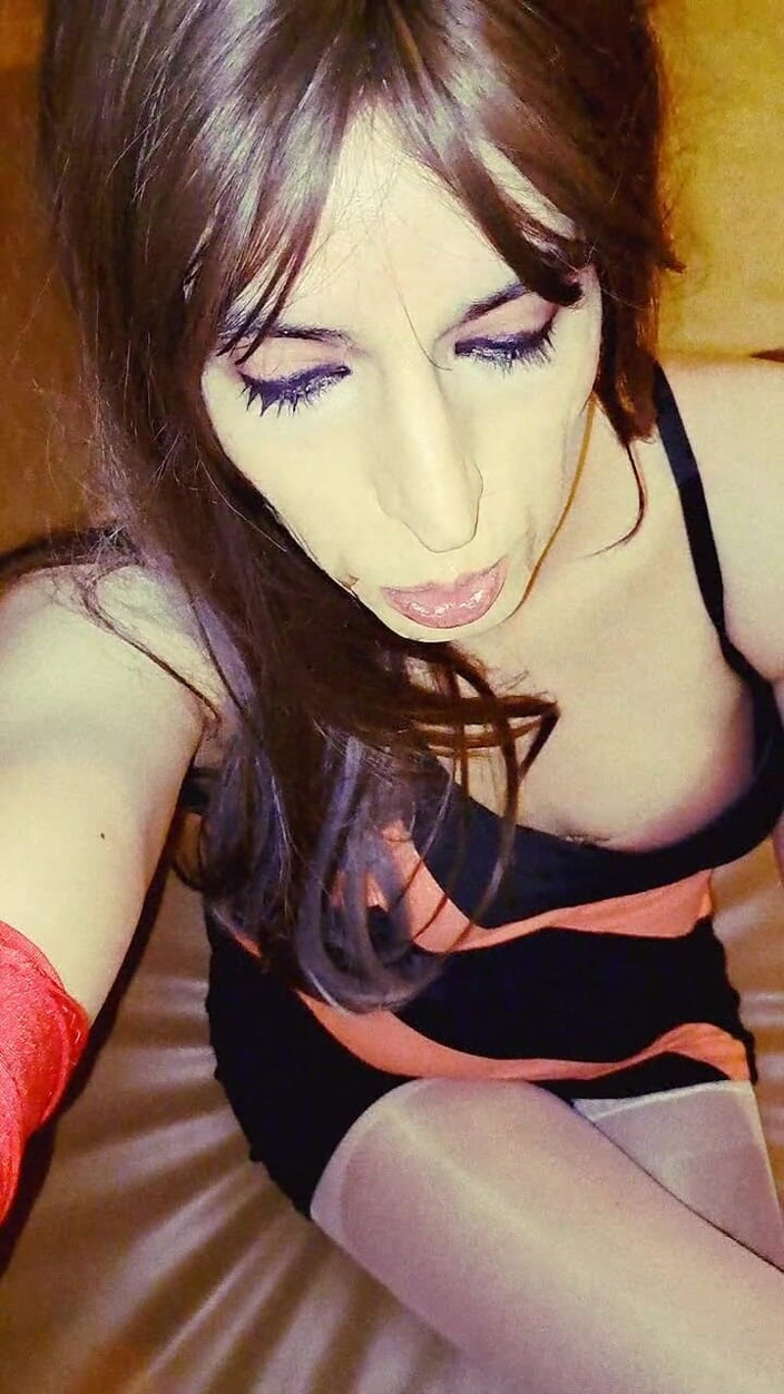 Tammy sissy slave: Tammysissy filmt zichzelf groet