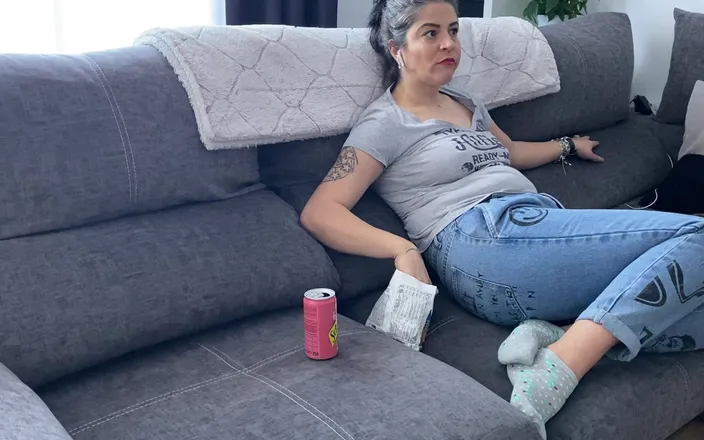 Panfil corina: Having Soda and Big Burps