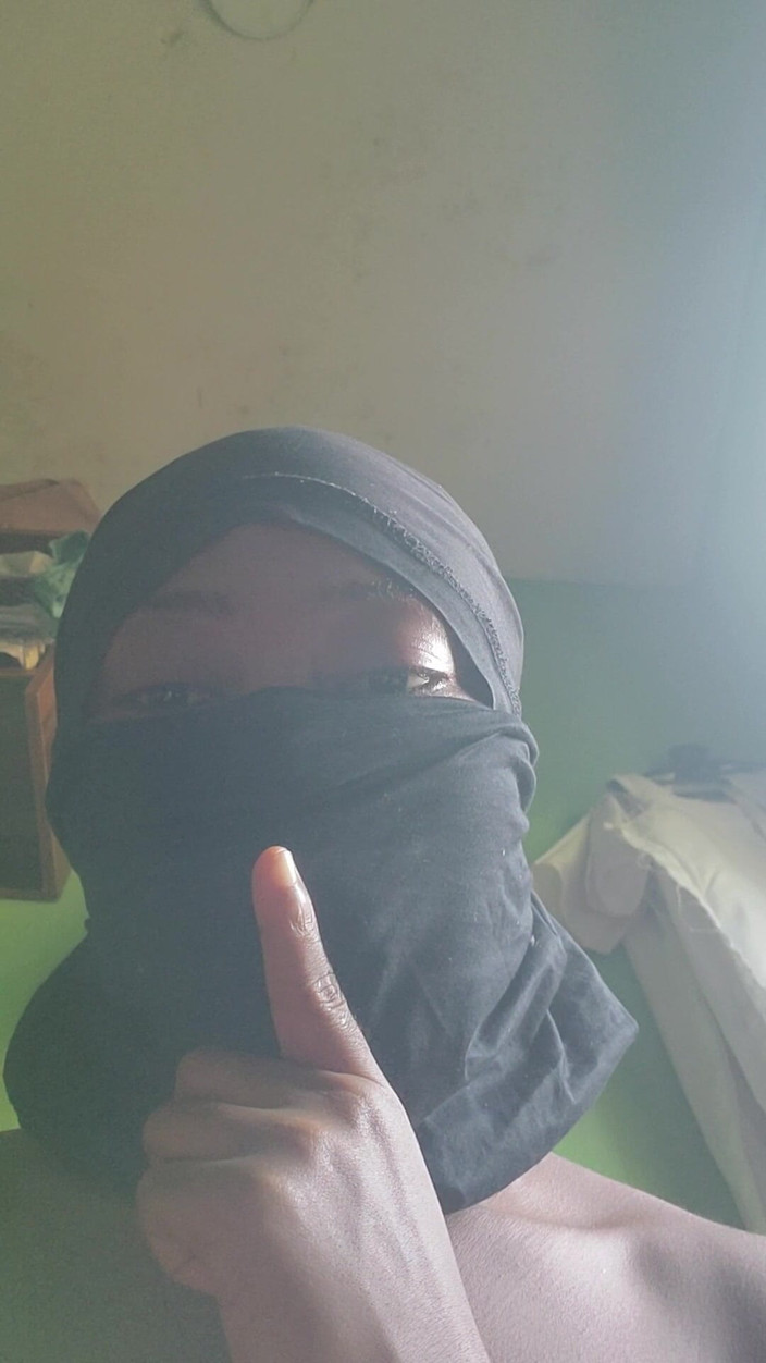 Squirter sandy: Stiekeme masturbatie