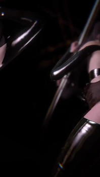 D3d mackg4 gothic-schlampe mit dickem hintern bekommt intensives anal-hämmern von massivem schwarzem monsterschwanz im club, klafft, kommt drinnen