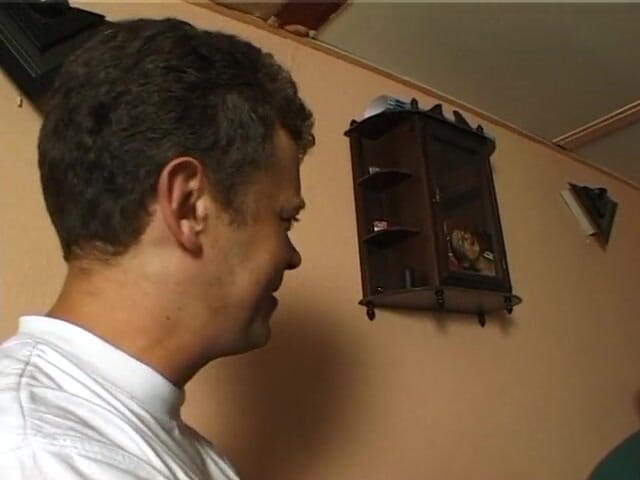German Classic Porn videos: Sonja is showing her golden triangle