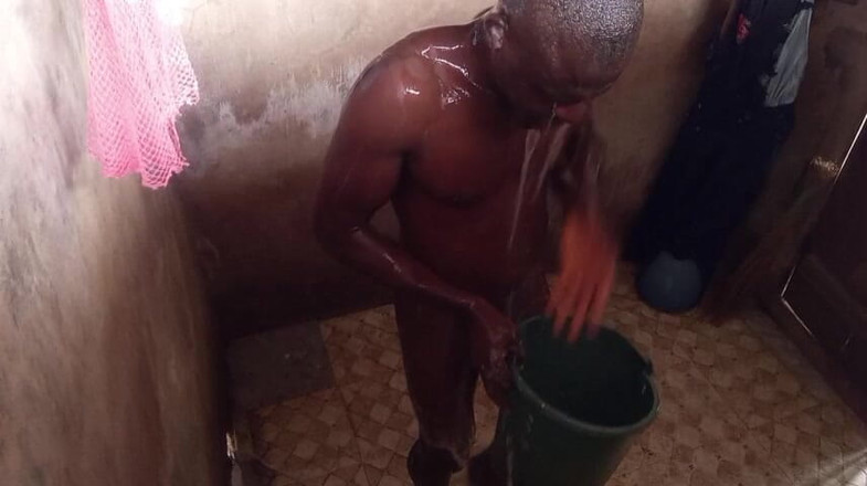 Moviesporn1: Teraz tym razem w moich pracach chłodziłem mojego grubego penisa