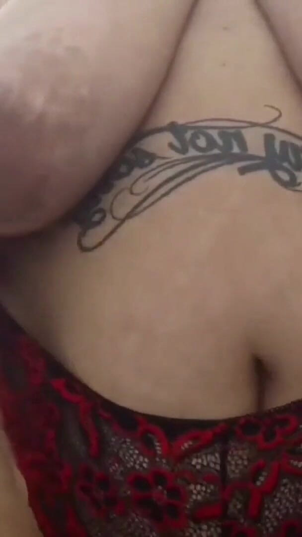Mary Jhuana: BBW Enhanced Showing: Anal Plug
