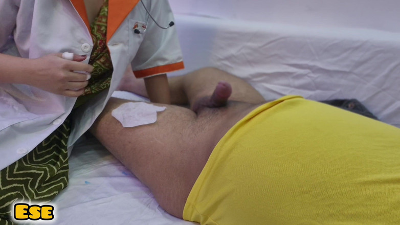 Sammy Sins: 女医生的治疗从口交开始