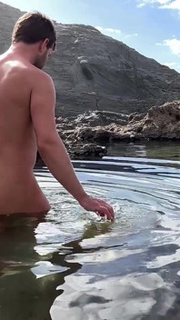 Natural Naked Bath Tim Blesh