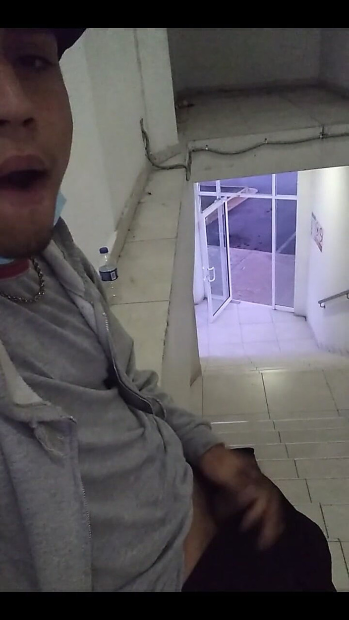 AlexAlejandro13: Smak w centrum multi-sprzedaży