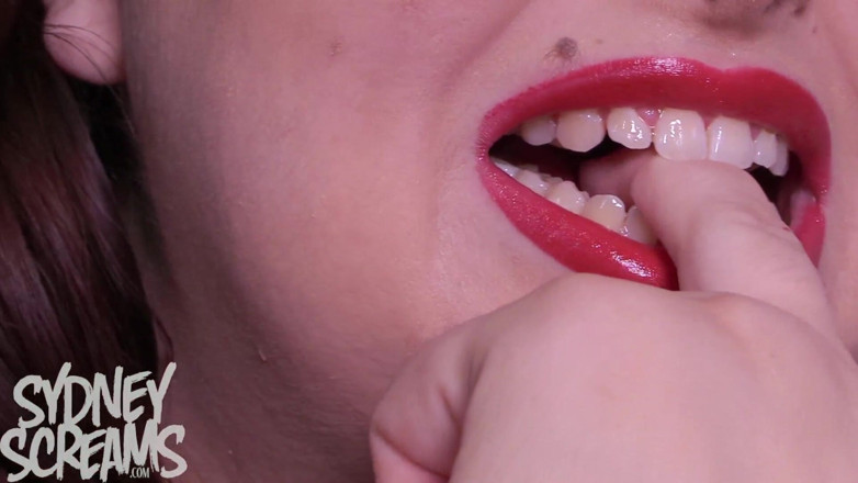 Sydney screams fetish: Hard Finger Biting - HD