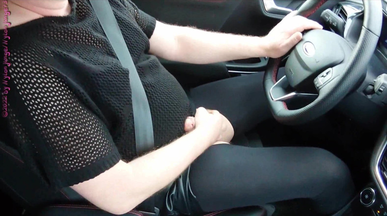 Carmen_Nylonjunge: Sensual frívola no carro 2. Crossdresser