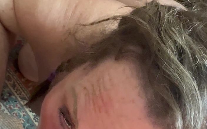 Bonewizzard69: Esposa gosta de começar com chupando pau, belos olhos verdes,...