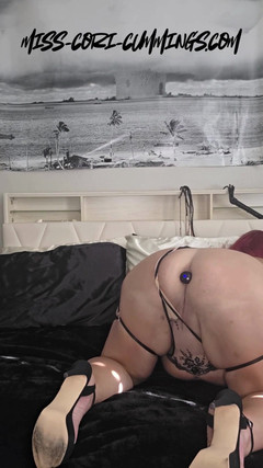 Miss Cori Cummings: Hantar untuk Saya