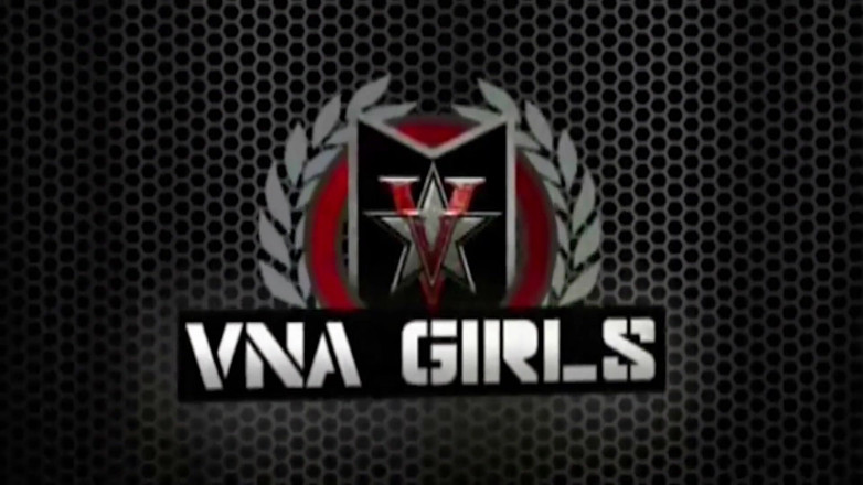 Nina Kayy: Nina Kay sama cipka przyjemność w bieliźnie z różową siateczką !!