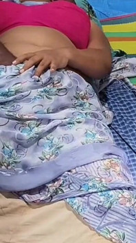 Matrigna di sesso indiano con il figliastro parte 1