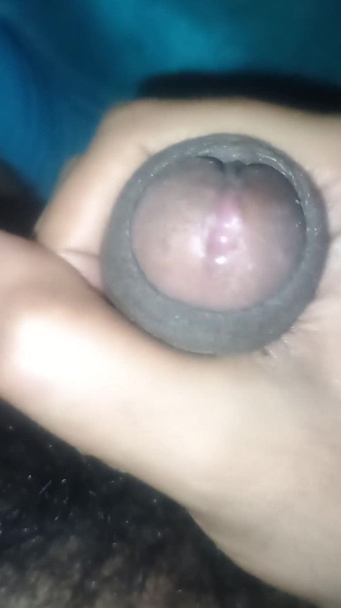 Hot_bobby: Desi grande pau masterbate