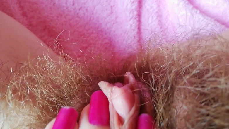 Cuteblonde666: Gioco cespuglio peloso
