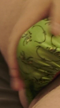 Jogo verde de tanga de cetim grinch