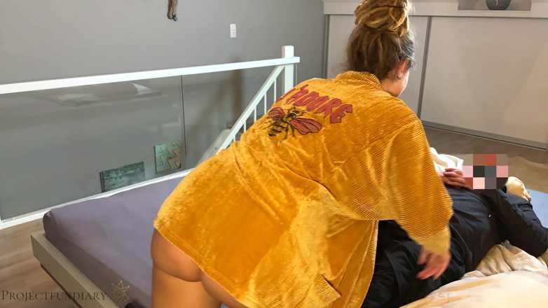 Projectsexdiary: Zdradzająca gospodyni dostaje dwa creampies