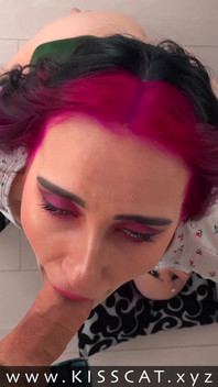 Wie man EX eifersüchtig macht? Lutsch stiefbrust und bekomm eine riesige gesichtsbesamung!