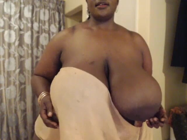 Legendary Booty Overdose: Czarny SSBBW MILF klaska duży gruby soczysty tyłek