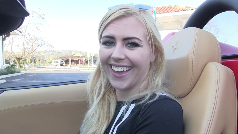 Hefburg: Dirty blonde teen wants to fuck