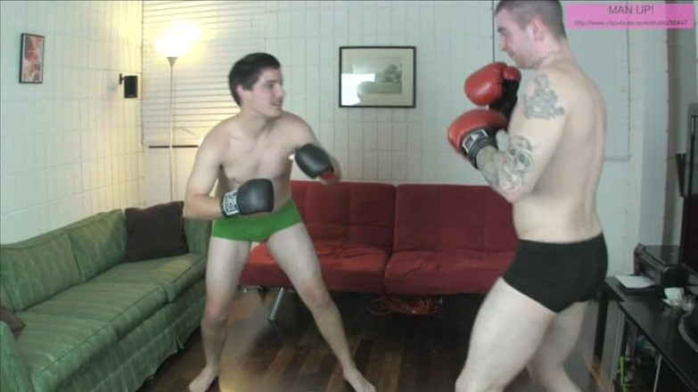 ManUpFilms: Brudny boks