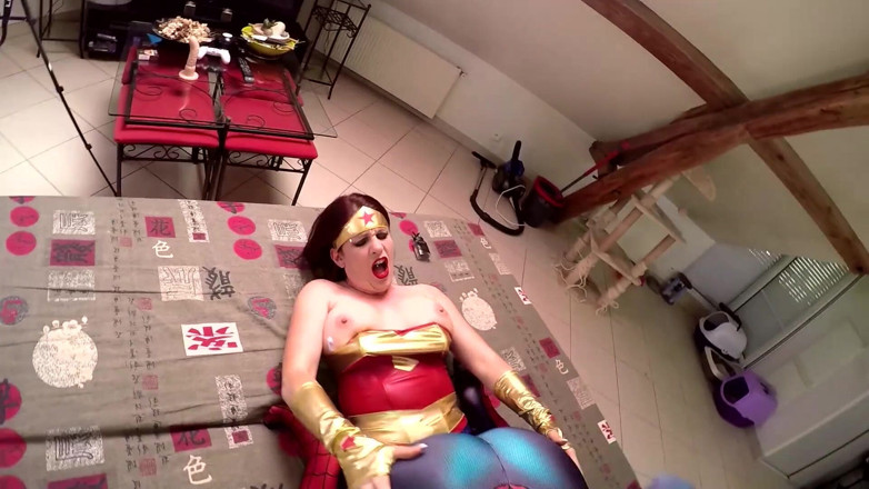 Nylon Xtreme: Missy Charme &amp; Nora Luxia Wonder Vs Spidergirl