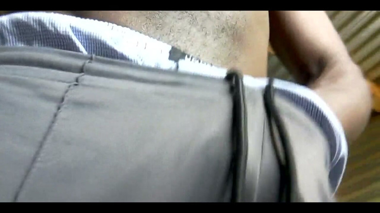 Mr_african: Pojďme si spolu hrát, podívejte se, jak jsem se přinutila...