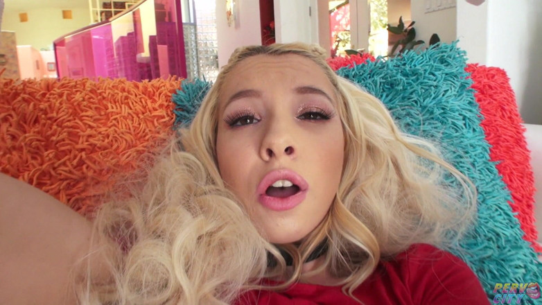 Perv City: nastolatka Kenzie Reeves solo masturbacja