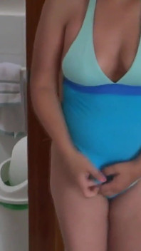 Poprvé latina máma si užívá sexu s nevlastním synem na pláži, kouření, šukání, výstřiky