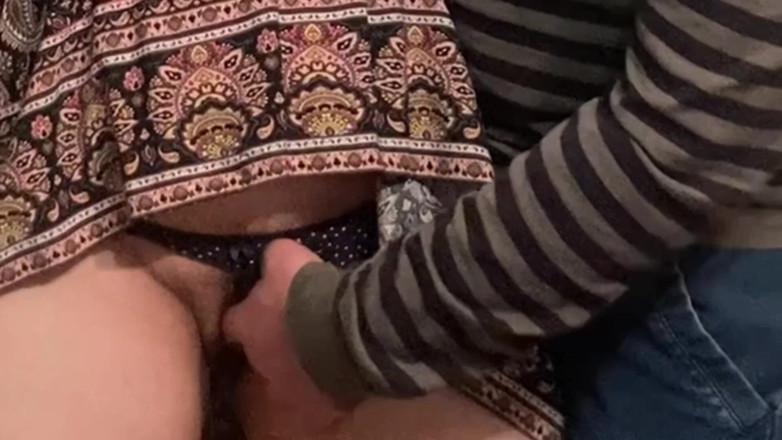 PriyaNaavya: Sexuální fantazie nevlastního bratra - prstění kundičky