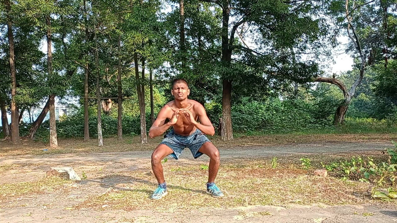 LinearOrnament35: Perkuat glutes Anda dengan latihan panjang