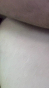 V zákulisí Sissy Squirt Session pro multi orgasmus během masáže