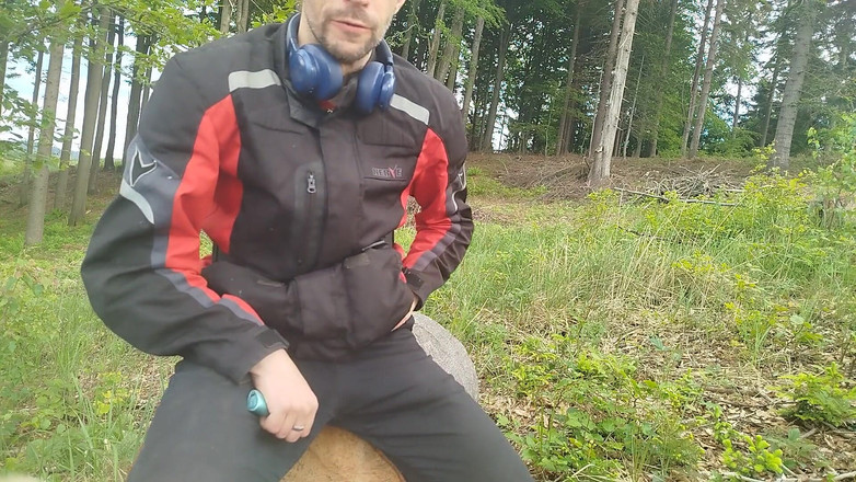 kickerscooter: Salto nella foresta