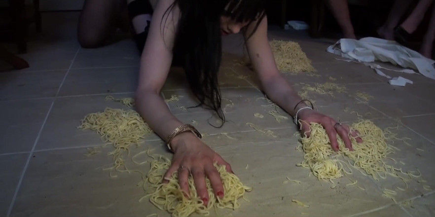 Jack Wood's productions: Kobiety, sody i spaghetti