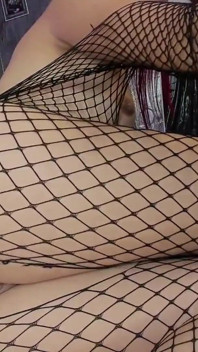 Rau trong hậu môn và âm hộ cùng một lúc