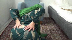 Qombol: Fucking My Arab Stepmom After She Masturbate with Huge Black...