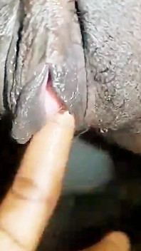 Cái lồn ướt át của Uganda đó