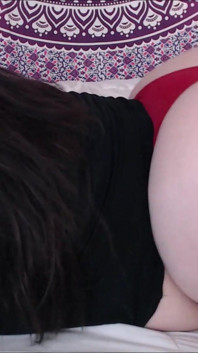Zadek třesoucí se bbw červené tanga